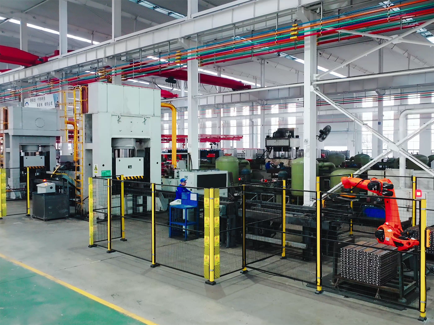 履帶板自動(dòng)線